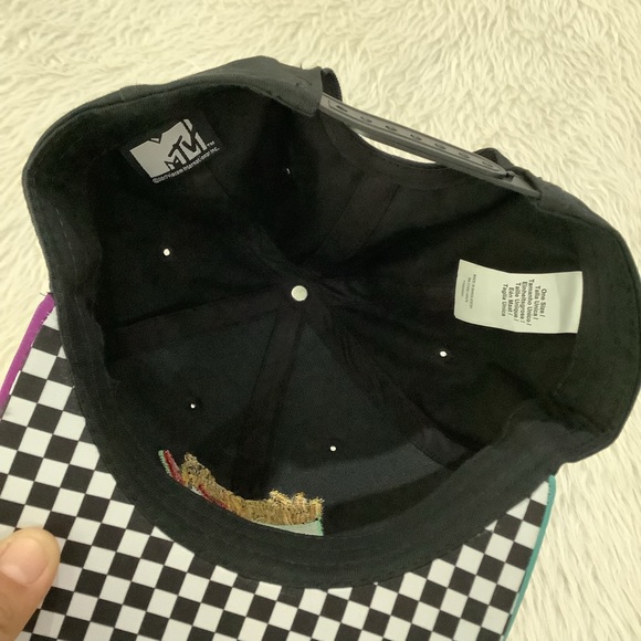 MTV French fries black rainbow hat - Picture 4 of 6